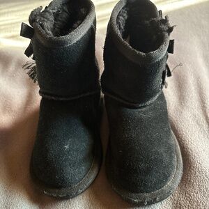 Koolaburra by Ugg toddler boots